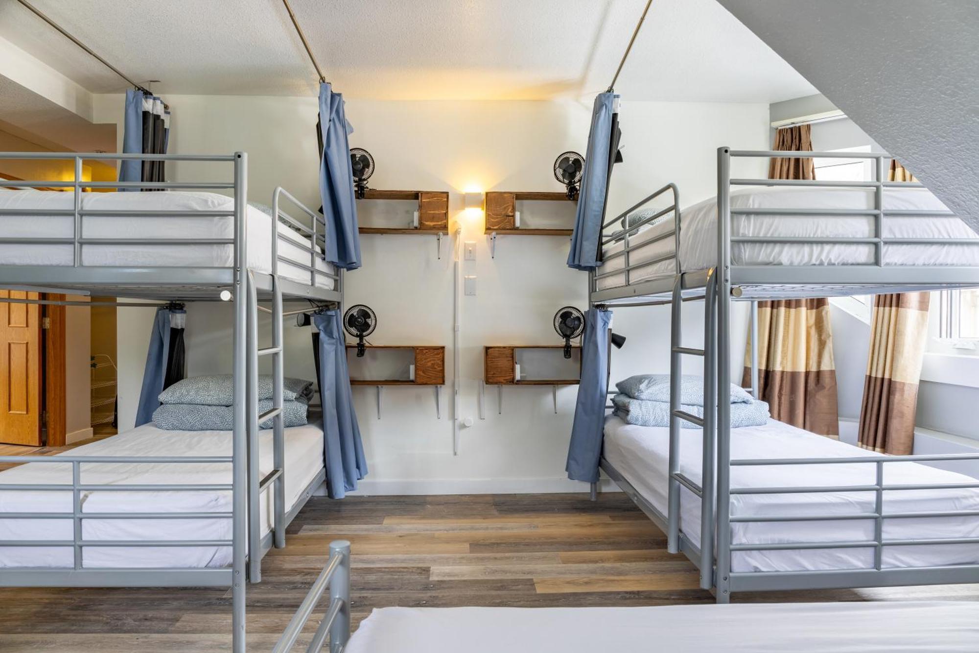 Samesun Banff Hostel Zewnętrze zdjęcie