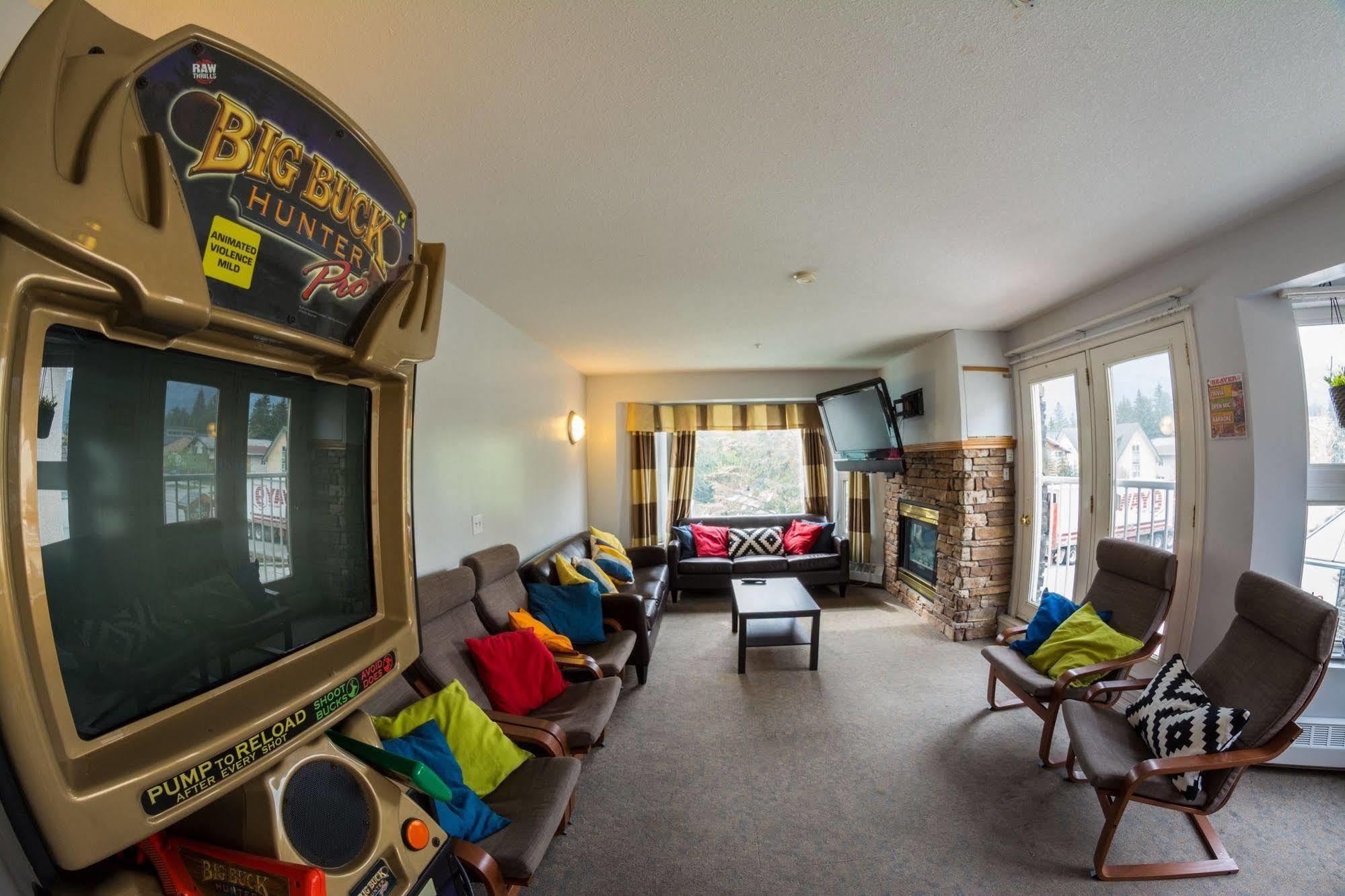 Samesun Banff Hostel Zewnętrze zdjęcie